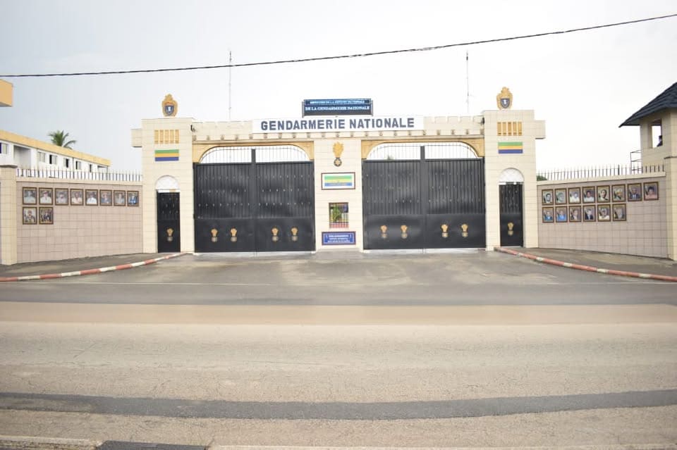Portail d'entrée de la Gendarmerie nationale à Libreville