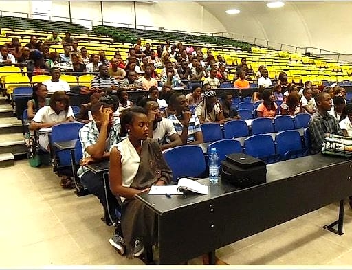 Cours en amphithéâtre